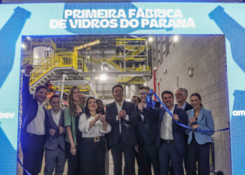 Com R$ 1 bilhão da Ambev, Paraná vai concentrar produção de garrafas para todo o Brasil