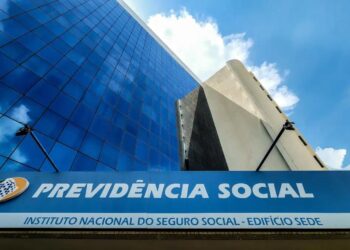 Prazo para aposentados solicitarem ressarcimento ao INSS vai até 14 de fevereiro