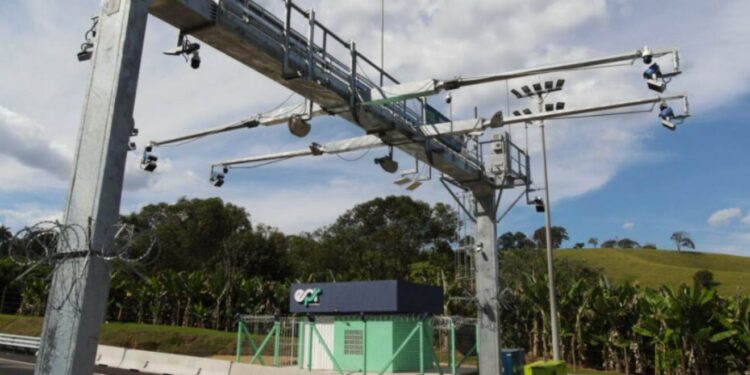 Sessão na Assembleia Legislativa do Paraná debateu a tarifa integral dos pedágios eletrônicos e a proposta de ação contra o modelo aplicado nas estradas do Estado (Foto: divulgação/EPR)
