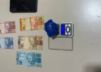 Cambará: Policia Militar por meio de equipe de Operações com Cães, cumpre mandado de busca e realiza a prisão de homem por tráfico de drogas