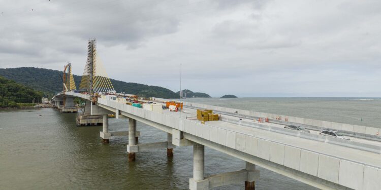 Falta pouco: Estado divulga novas imagens da construção da Ponte de Guaratuba
Foto: Arnaldo Neto/AEN