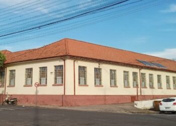 Funcionários da Santa Casa de Jacarezinho convocam assembleia e indicam possível greve