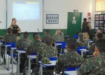 Polícia Militar do Paraná discute violência doméstica em palestra no Tiro de Guerra de Jacarezinho “Assista o vídeo”