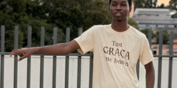 Rede estadual do Paraná amplia acolhimento a estudantes estrangeiros e fortalece inclusão