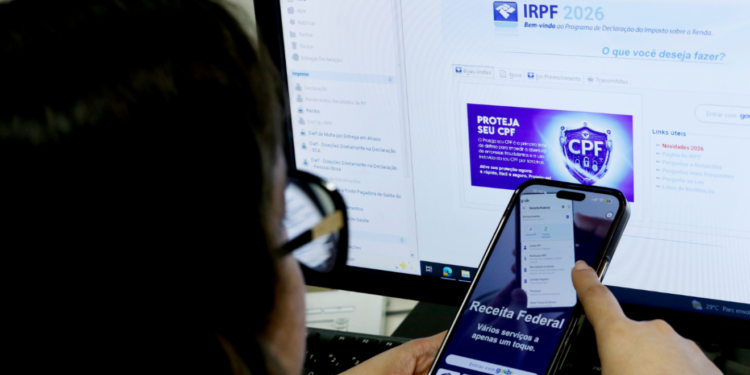 O pagamento da restituição é realizado na conta bancária informada na Declaração de Imposto de Renda, de forma direta ou por indicação de chave PIX. (Foto:
Bruno Peres/Agência Brasil)