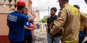 Aulas dos alunos do Instituto de Educação na Isulpar começam na quarta; Polícia Científica inicia investigação