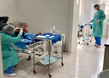 Ambulatório do Estado especializado em lesões de pele complexas supera 40 mil atendimentos