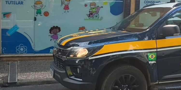 Paraná: Adolescente desaparecido é localizado pela PRF em abordagem na BR-376