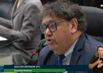 Deputado Estadual Doutor Antenor cumpre agenda em Jacarezinho voltada à saúde “Assista o vídeo”