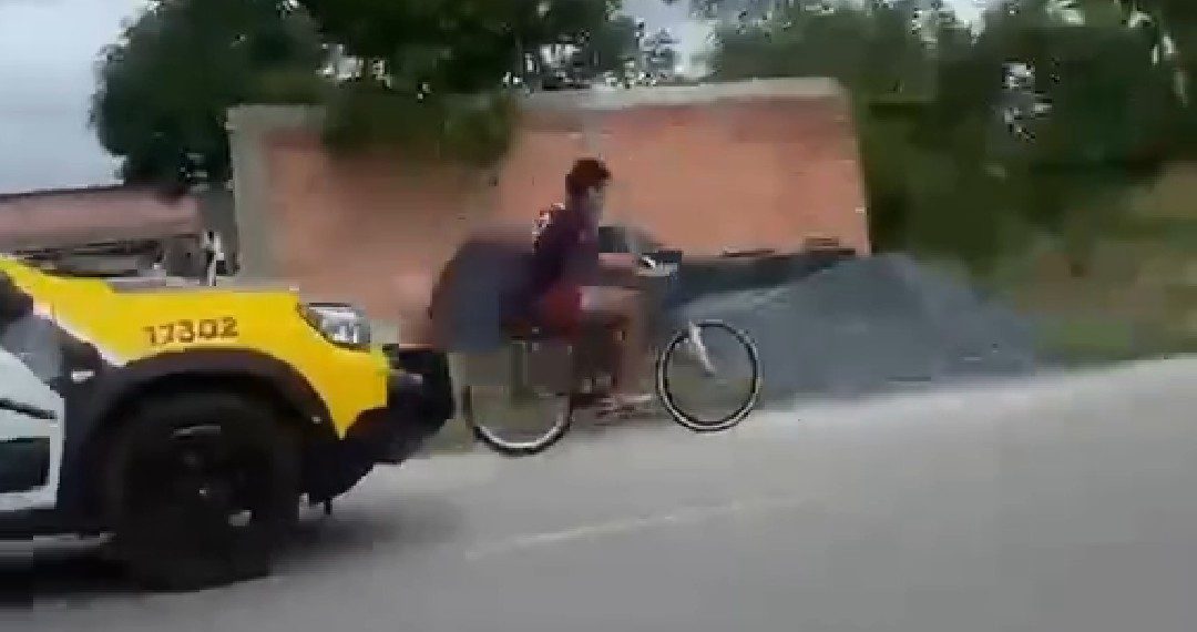 Paraná: Adolescente apreendido apos perseguição da PM em bicicleta motorizada “Assista o vídeo”