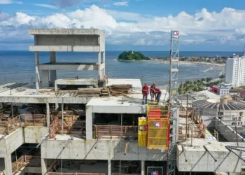 Maior do País: salário médio da construção civil no Paraná chega a R$ 3,8 mil