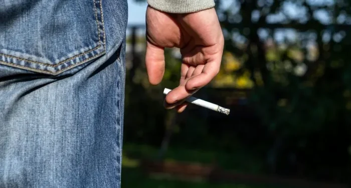 Entre as estratégias de prevenção do câncer de rim estão evitar fumar
