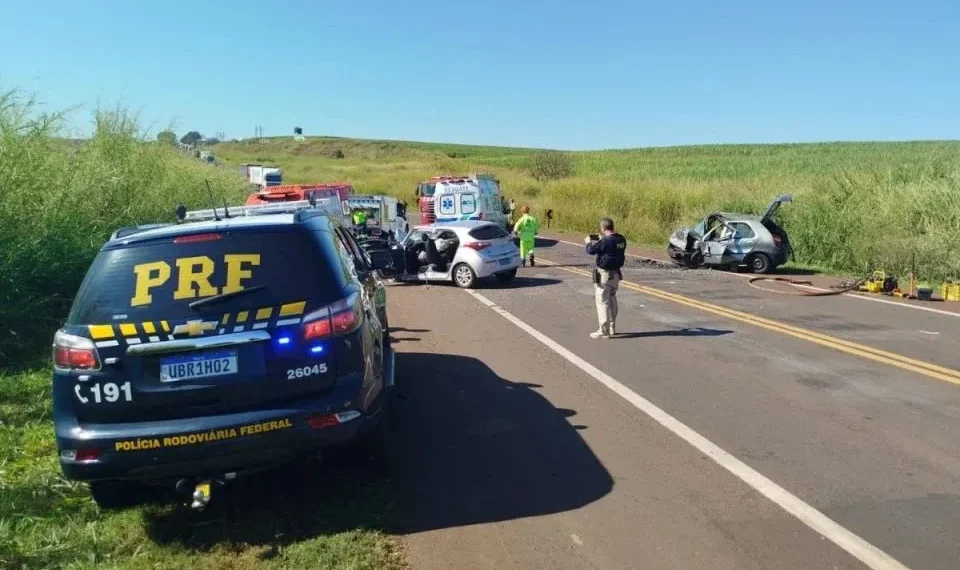 Pai e filha morrem em grave acidente na BR-369 em Bandeirantes