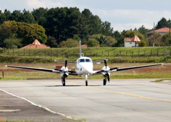 Paraná: Governador mobiliza aeronave do Estado para trazer polilaminina a paciente de Curitiba