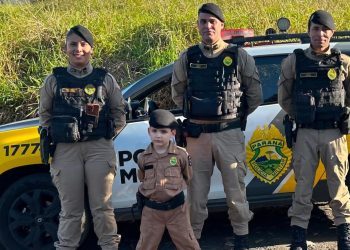Jacarezinho: Polícia Militar participa de festa de aniversário de 5 anos do menino Arthur