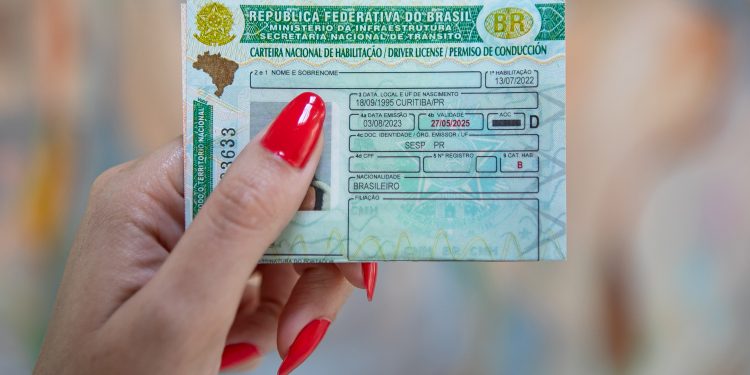 Governador sanciona lei que reduz em 55% valor dos exames de obtenção e renovação da CNH
Foto: Roberto Dziura Jr/AEN