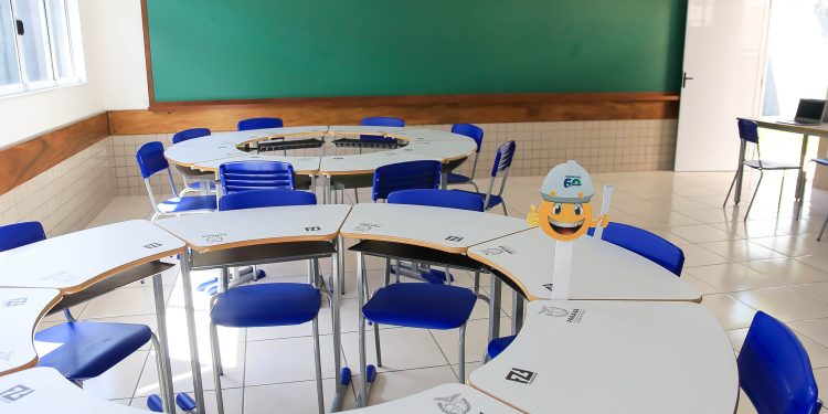 Paraná investe R$ 525,7 milhões no mobiliário das escolas estaduais em 8 anos
Foto: Karina Audrey/Fundepar