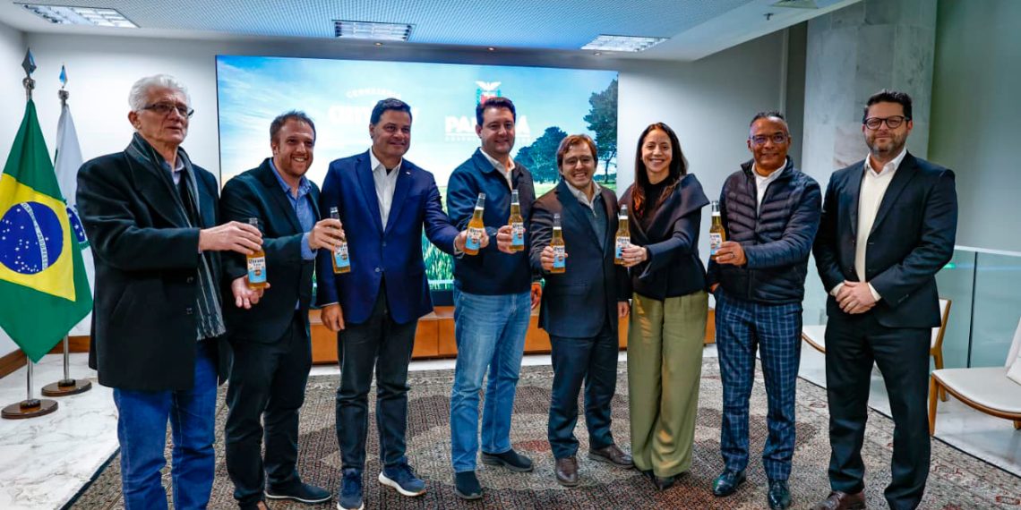 Com investimento de R$ 70 milhões, Ambev anuncia fábrica de embalagens no Paraná