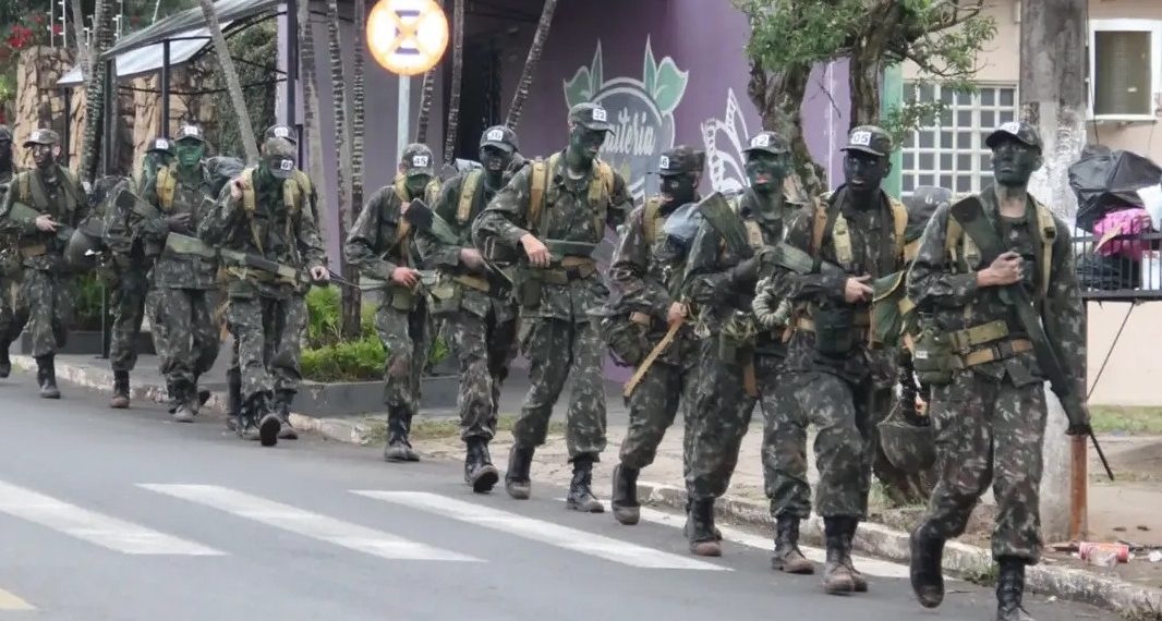 Operação Arranca Toco reúne atiradores em Jacarezinho