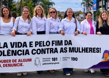 Caminhada do Meio-Dia reforça conscientização e enfrentamento ao feminicídio em Jacarezinho