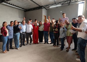 Norte Pioneiro: Dr. Antenor percorre Jacarezinho e Cambará para ouvir trabalhadores dialogar com a população