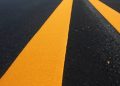 Sinalização horizontal: conheça a linguagem que organiza o trânsito nas rodovias