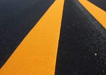 Sinalização horizontal: conheça a linguagem que organiza o trânsito nas rodovias