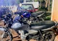 Norte Pioneiro: Operação da Polícia Militar resulta na apreensão de motocicletas irregulares e combate a manobras perigosas