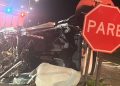 Jovem fica gravemente ferido após carro bater contra caminhão durante retorno na BR-369