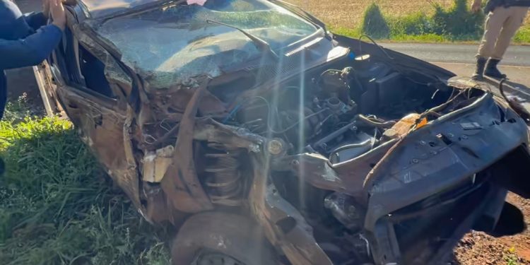 Acidente na PR-436 deixa dois mortos e quatro feridos em Abatiá