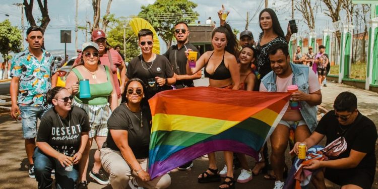 Jacarezinho realiza a 8ª Marcha Cultural pela Diversidade com o tema “Orgulho, Memória e Resistência”