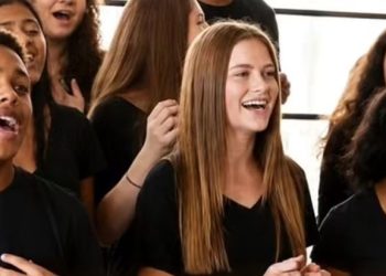 Jacarezinho abre inscrições para aulas gratuitas de Canto Coral
