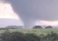 Paraná: Possível tornado passa pela região de Piraí do Sul e causa destruição “Assista o vídeo”