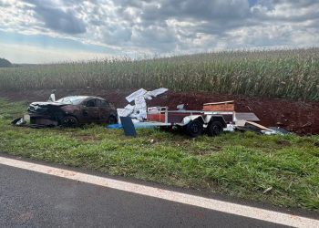 Homem fica ferido após acidente com carro e reboque na PR-090, em Sertanópolis