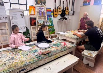 Jacarezinho abre inscrições para oficina gratuita de pintura e desenho