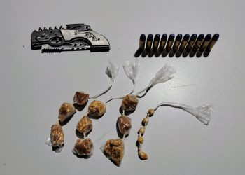 Polícia Militar apreende munições e crack em residência no município de Jacarezinho-PR