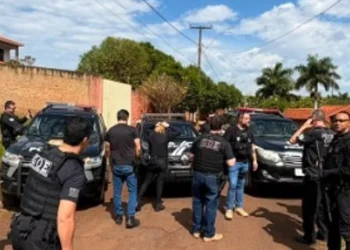 Norte Pioneiro: PCPR cumpre mandados contra investigados por fabricação clandestina de armas e captura foragido da Justiça