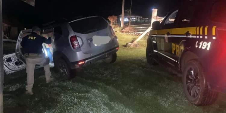 Fuga por estrada rural termina com apreensão de carga de cigarros contrabandeados em Santo Antônio da Platina “Assista o vídeo”