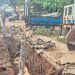 Norte Pioneiro: Trabalhador é resgatado pelo Corpo de Bombeiros após desmoronamento de valeta na BR-153