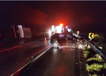 Colisão frontal na BR-153 deixa motorista morto no Paraná