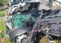 Paraná: Grave acidente entre dois caminhões deixa uma pessoa morta na BR-476