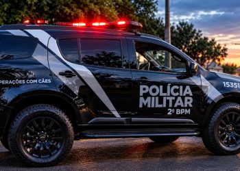 Equipe de Operações com Cães da PM aborda motocicleta e apreende maconha e haxixe em Jacarezinho