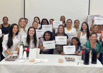 Jacarezinho: Rede municipal promove treinamento para profissionais responsáveis pela alimentação escolar