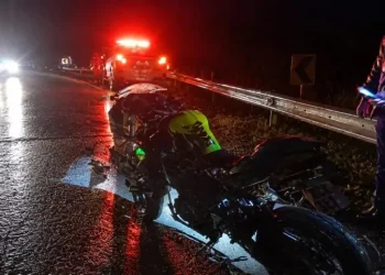 Jovem de 22 anos morre após perder o controle de moto e ser arremessado na PR-239
