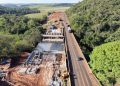EPR Litoral Pioneiro realiza operação para içamento de vigas na ponte sobre o Rio Ubá