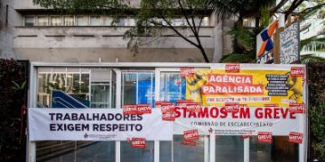 Caixa segue com agências fechadas nesta segunda-feira por causa da greve dos funcionários
