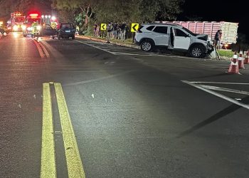 Colisão entre Tracker e Fiat Uno deixa uma pessoa morta e outras feridas no Paraná