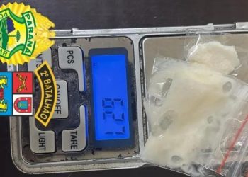 Denúncia de mãe de família leva PM a apreender cocaína e lavrar 12 autos de infração em Ibaiti