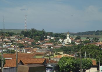 Cambará intensifica fiscalização contra descarte irregular de lixo e entulho