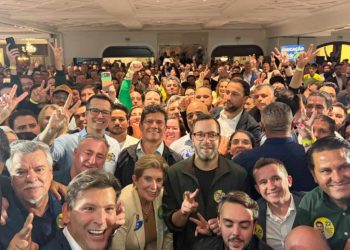 Jantar de Moro com 200 prefeitos marca início de nova era política no Paraná